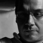 Ο Ισπανός συγγραφέας Roberto García de Mesa συνθέτει μουσική εμπνευσμένος από την πανδημία
